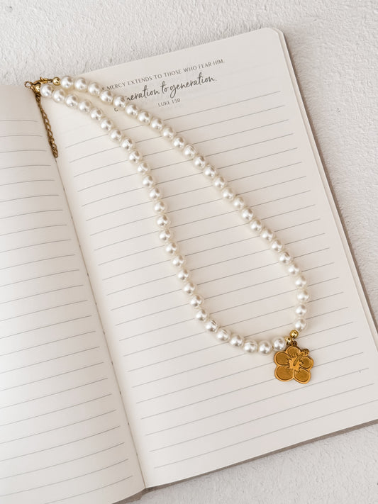 Amapola Necklace