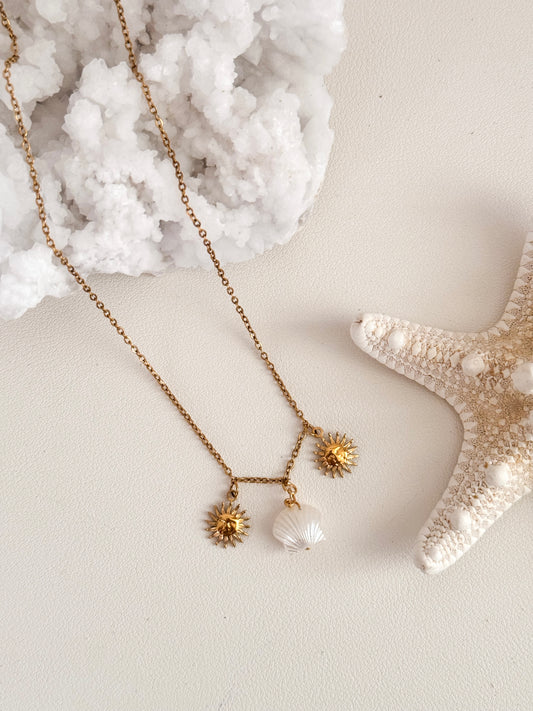 Buyé Necklace